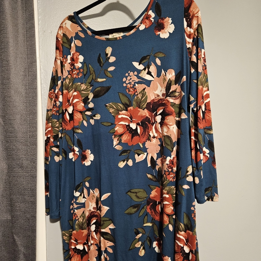 Short Dress Floral with Pockets 2XL Never Worn